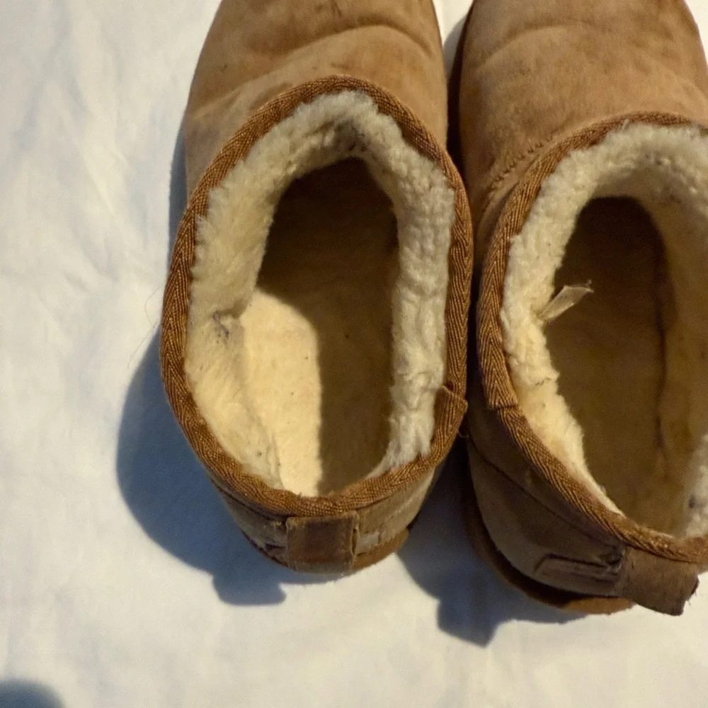 UGG Chestnut Suede Ankle Boots - Picture 12 of 14
